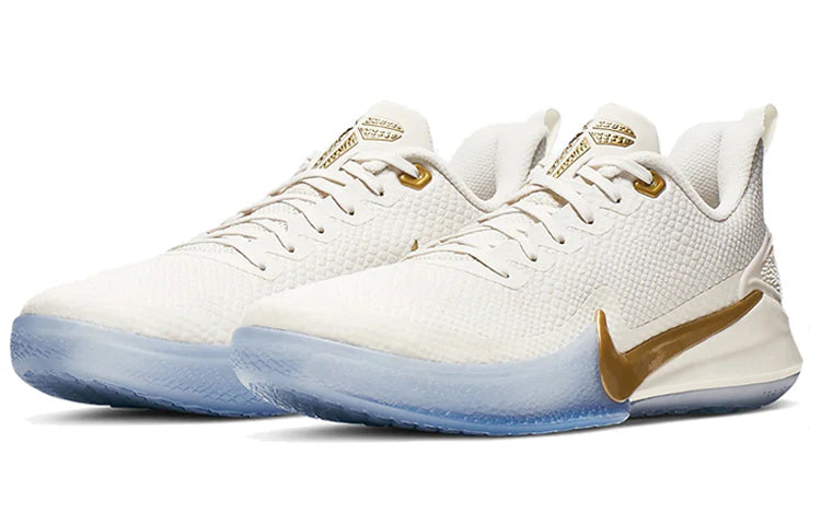 AO4434 004 Nike Mamba Focus Metallic Gold