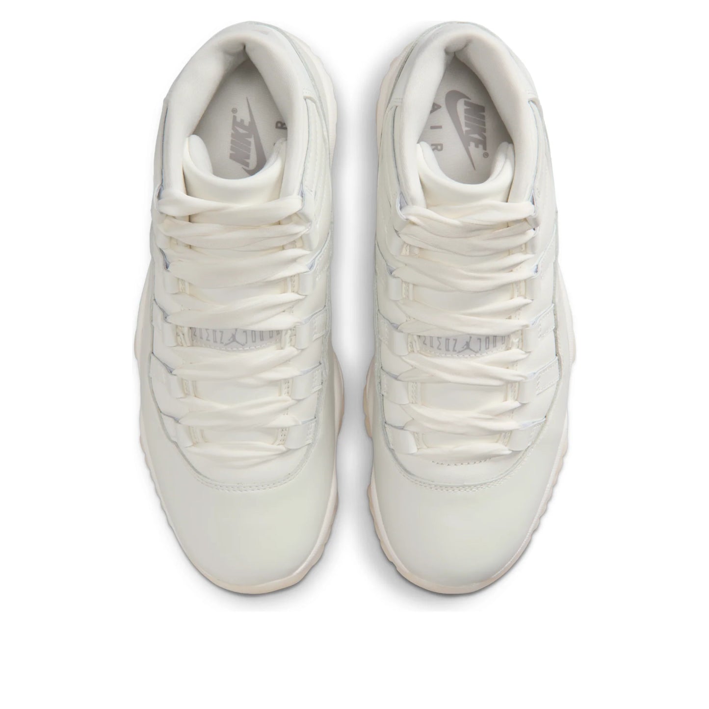 AR0715 110 Air Jordan 11 Retro Pearl (Women's)