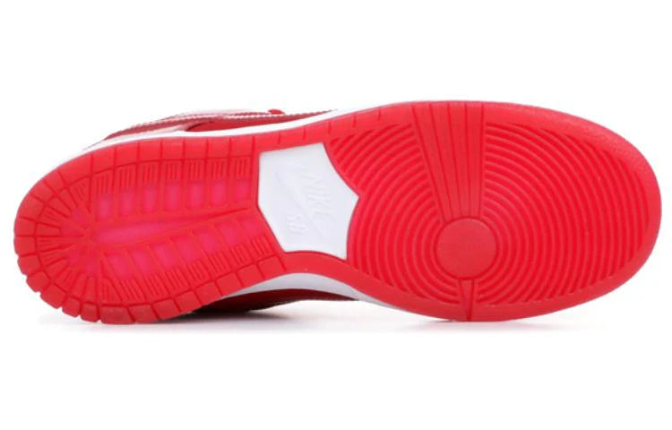 304292 616 Nike SB Dunk Low Red Patent Leather