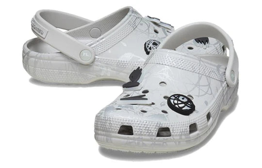 209622 101 Crocs Classic Clog Futura Laboratories Pearl White