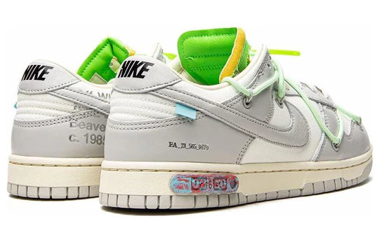 DM1602 108 Nike Dunk Low Blanco roto Lote 7