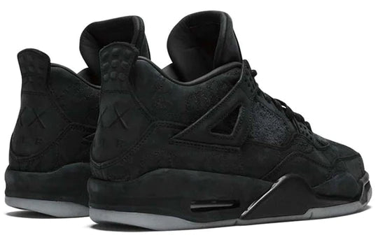 930155 001 Jordan 4 Kaws Negro