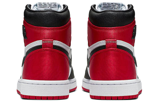 CD0461 016 AJ1 Satin Black Toe