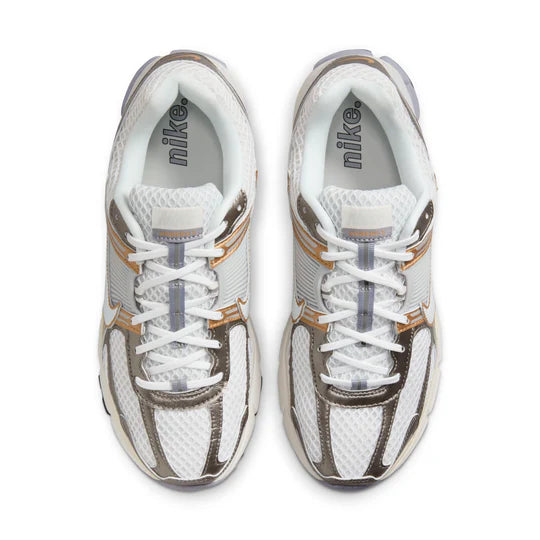 HJ7247 099 Nike Zoom Vomero 5 Platinum Tint Metallic Gold