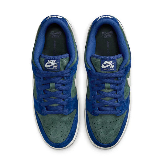 HF3704 400 Nike SB Dunk Low Deep Royal Blue