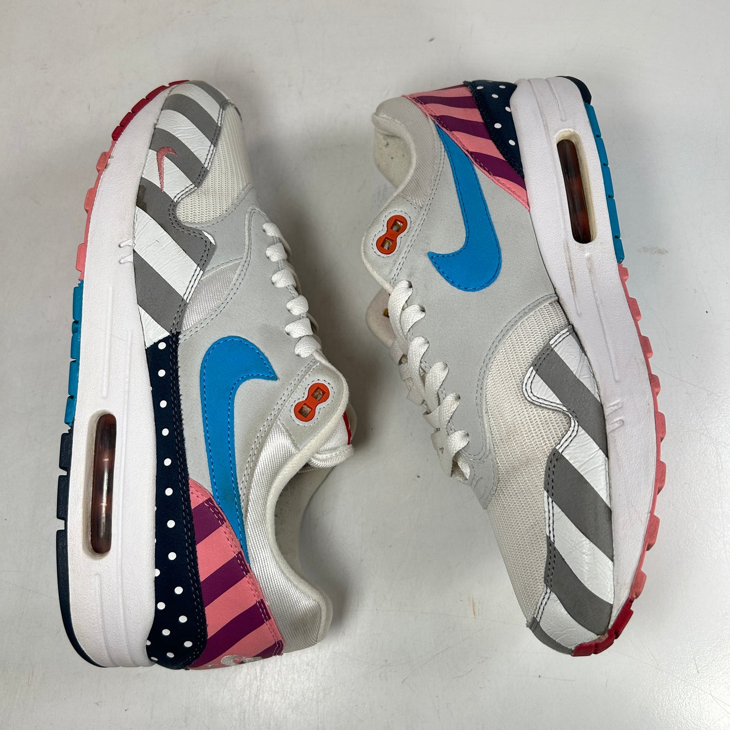 AT3057 100 Nike Air Max 1 Parra (2018) [USED] - 10 M (Used)