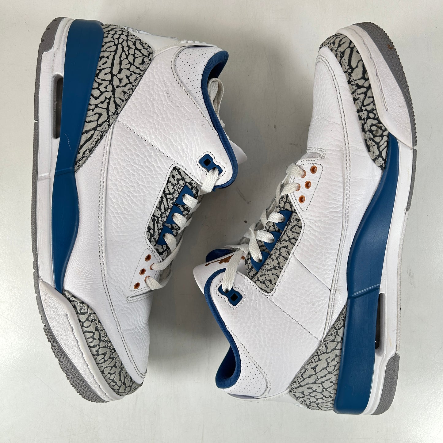 CT8532 148 Jordan 3 Retro Wizards [USED] - 11 M (Used6)