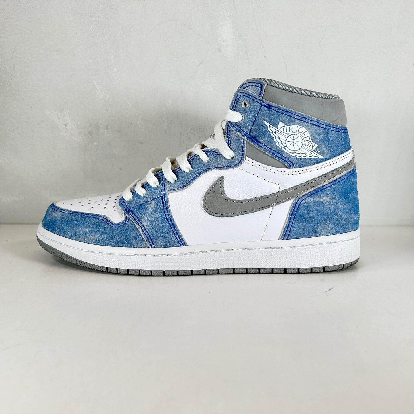 555088 402 Jordan 1 Hiper Real