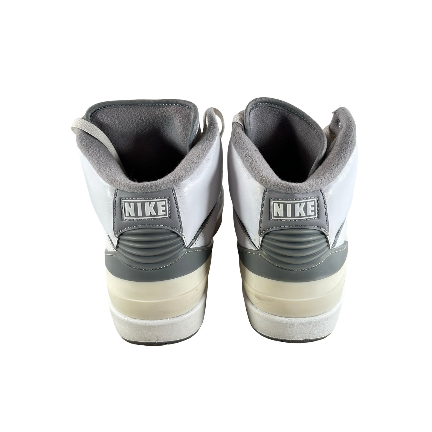 DR8884 100 Jordan 2 Retro Cement Grey [USED] - 8.5 M (Used) (Replace Box)