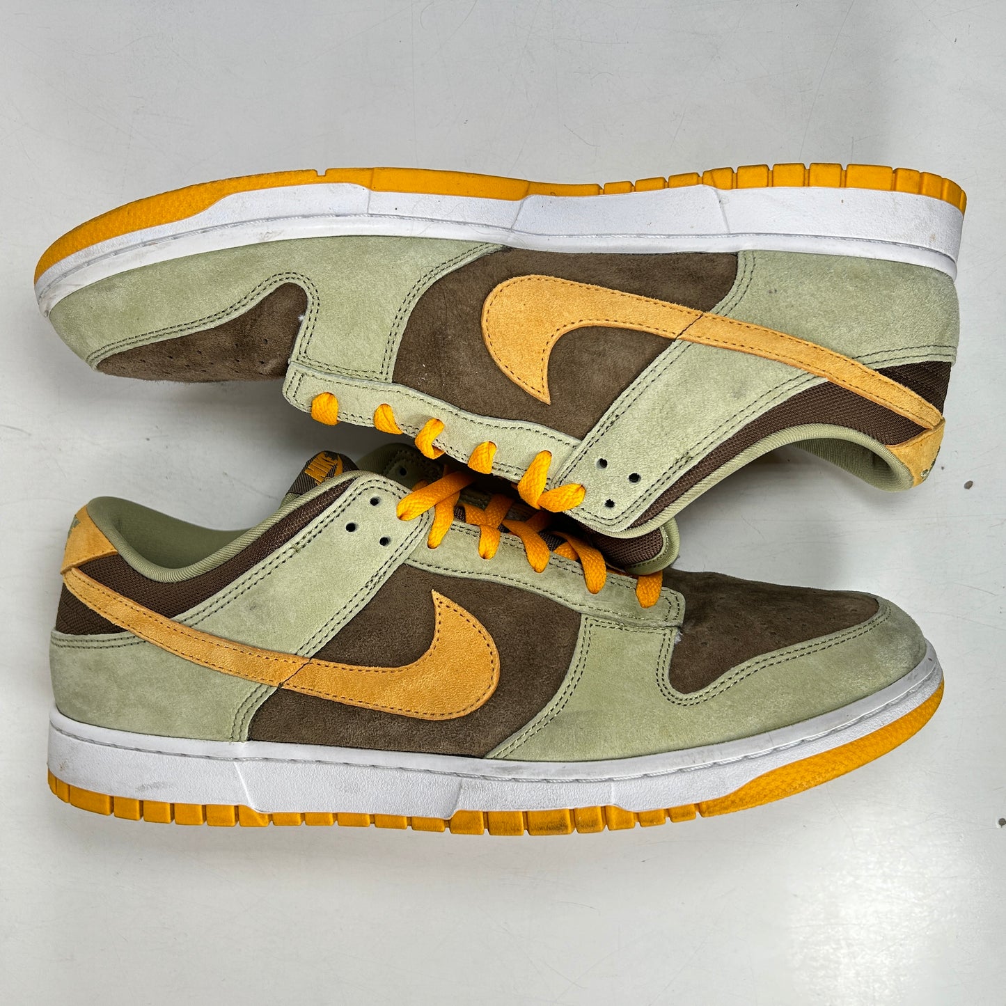 DH5360 300 Nike Dunk Low Oliva polvoriento (2021/2023)