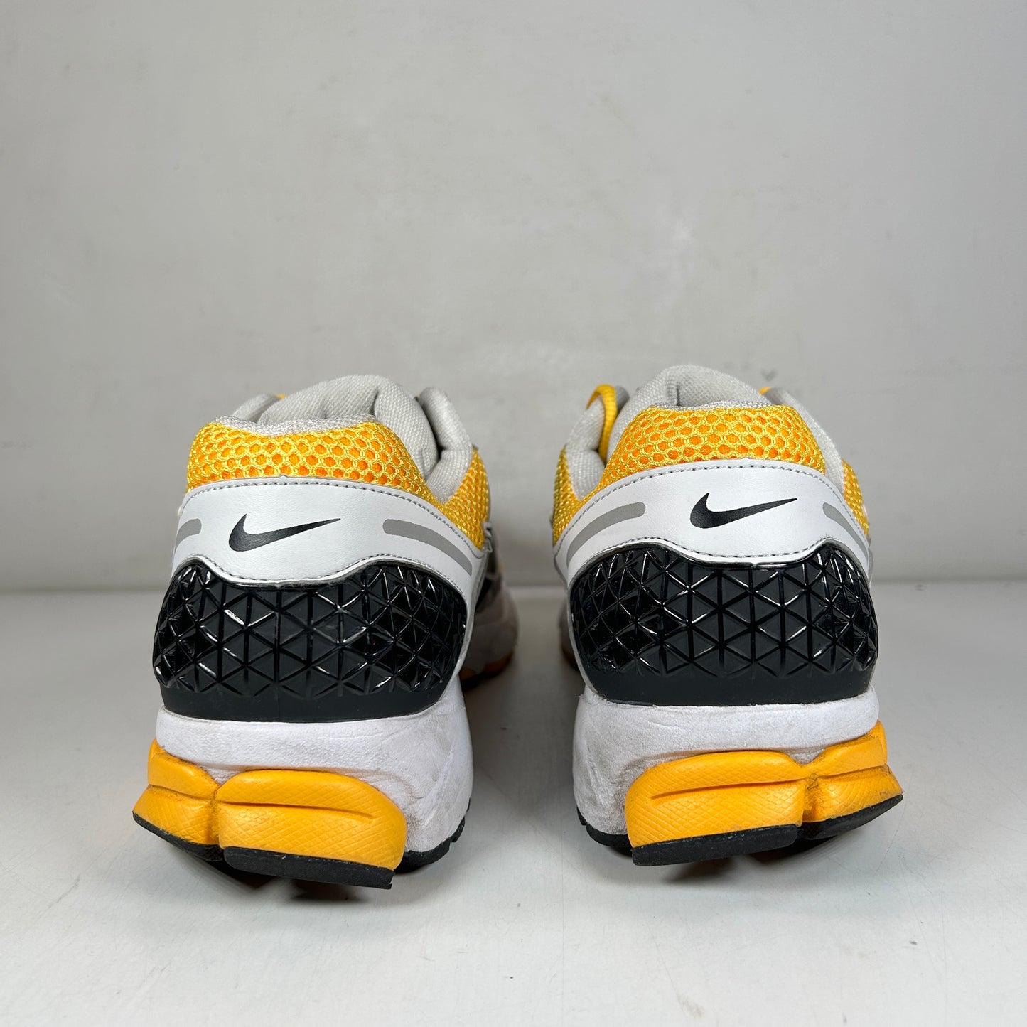 FB9149 002 Nike Zoom Vomero 5 Photon Dust Laser Orange [USED] - 13 M (Used)(No Box)