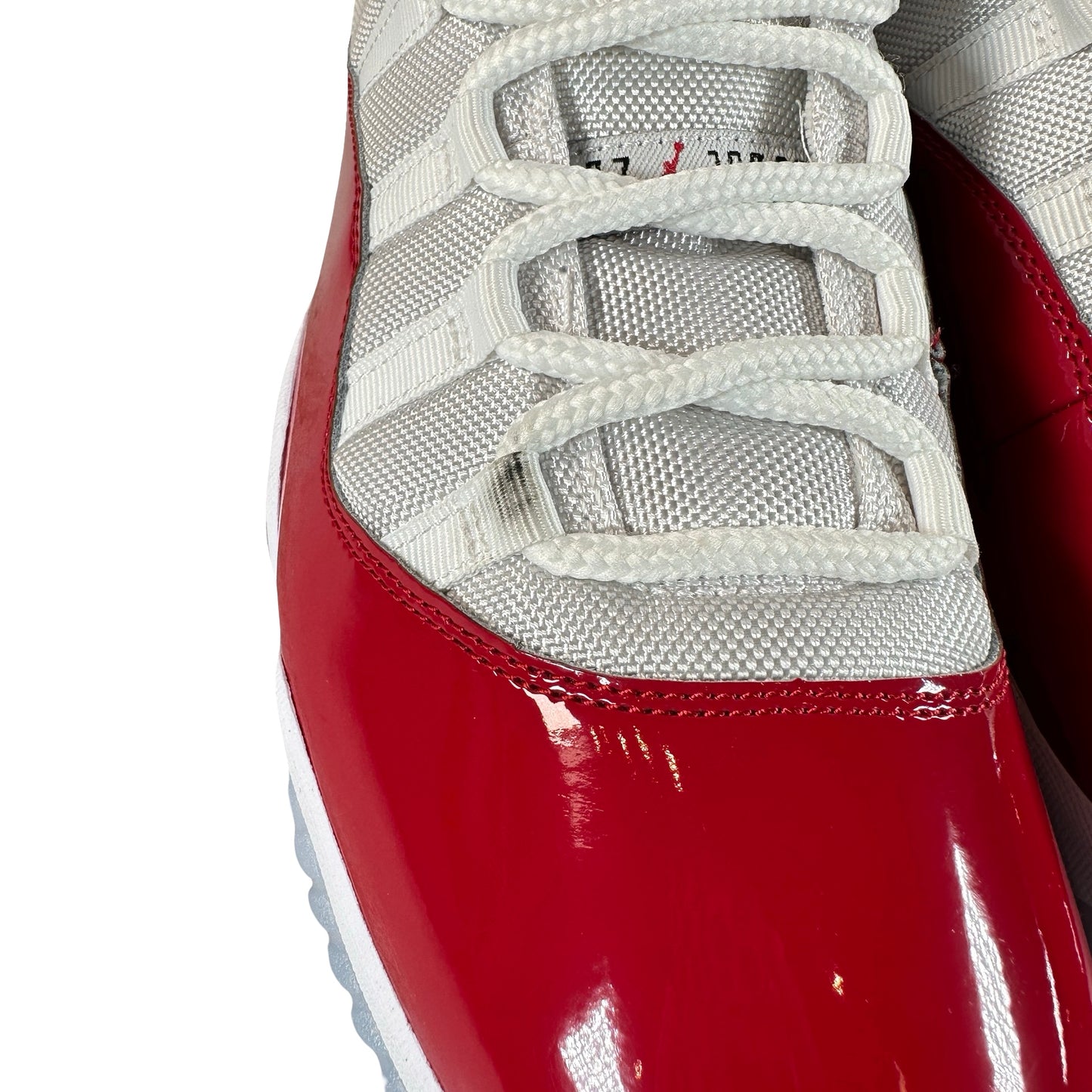 CT8012 116 Jordan 11 Retro Cherry (2022) [CONDITIONAL] - 10 M (Mark on Right Shoe)