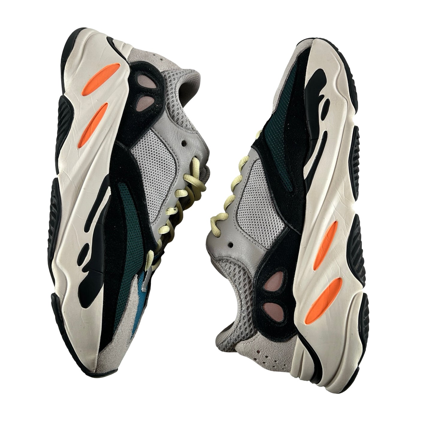 B75571 Yeezy 700 Wave Runner [USED] - 8.5 M (Used) (No Box)
