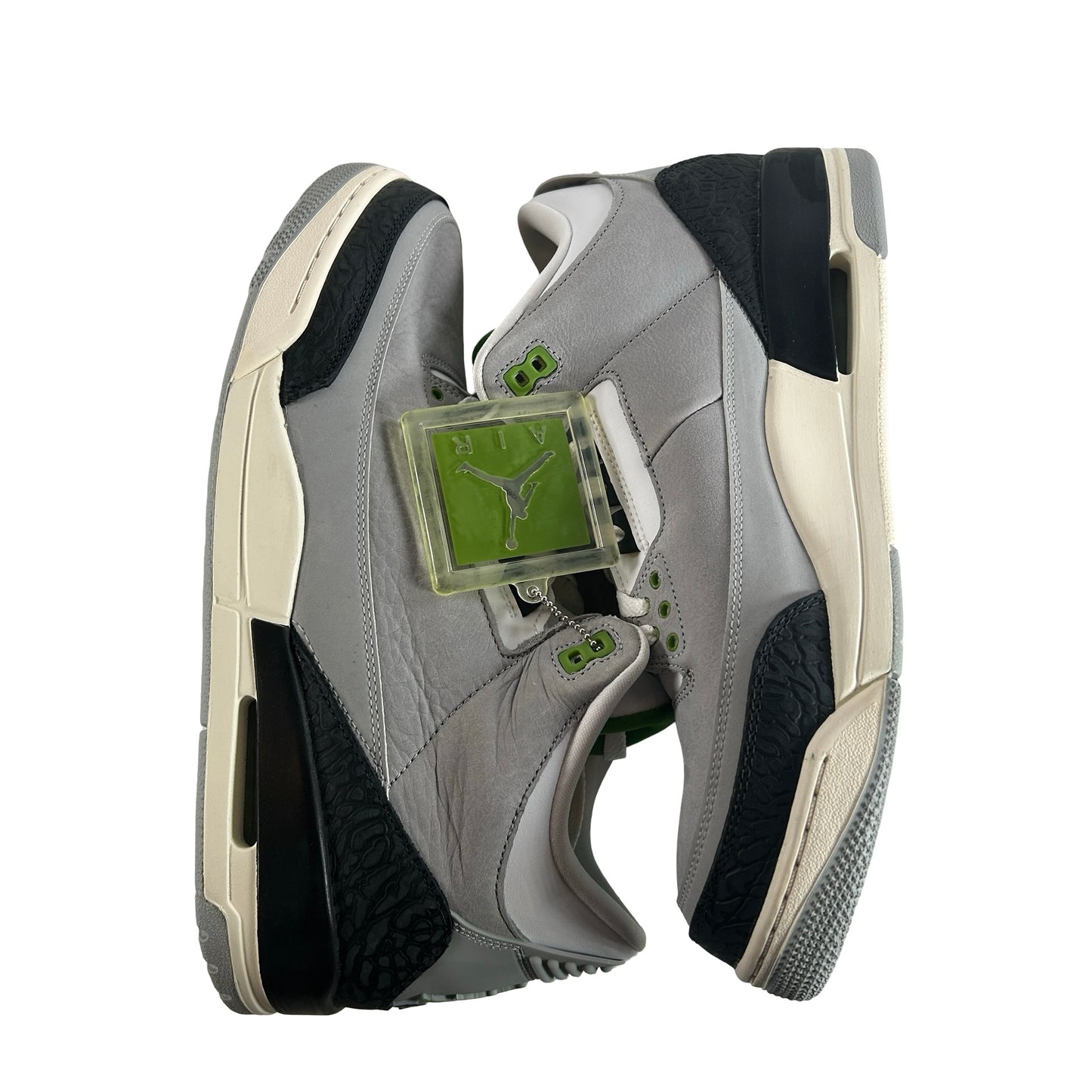 136064 006 Jordan 3 Retro Chlorophyll - 11.5 M (Yellowing)
