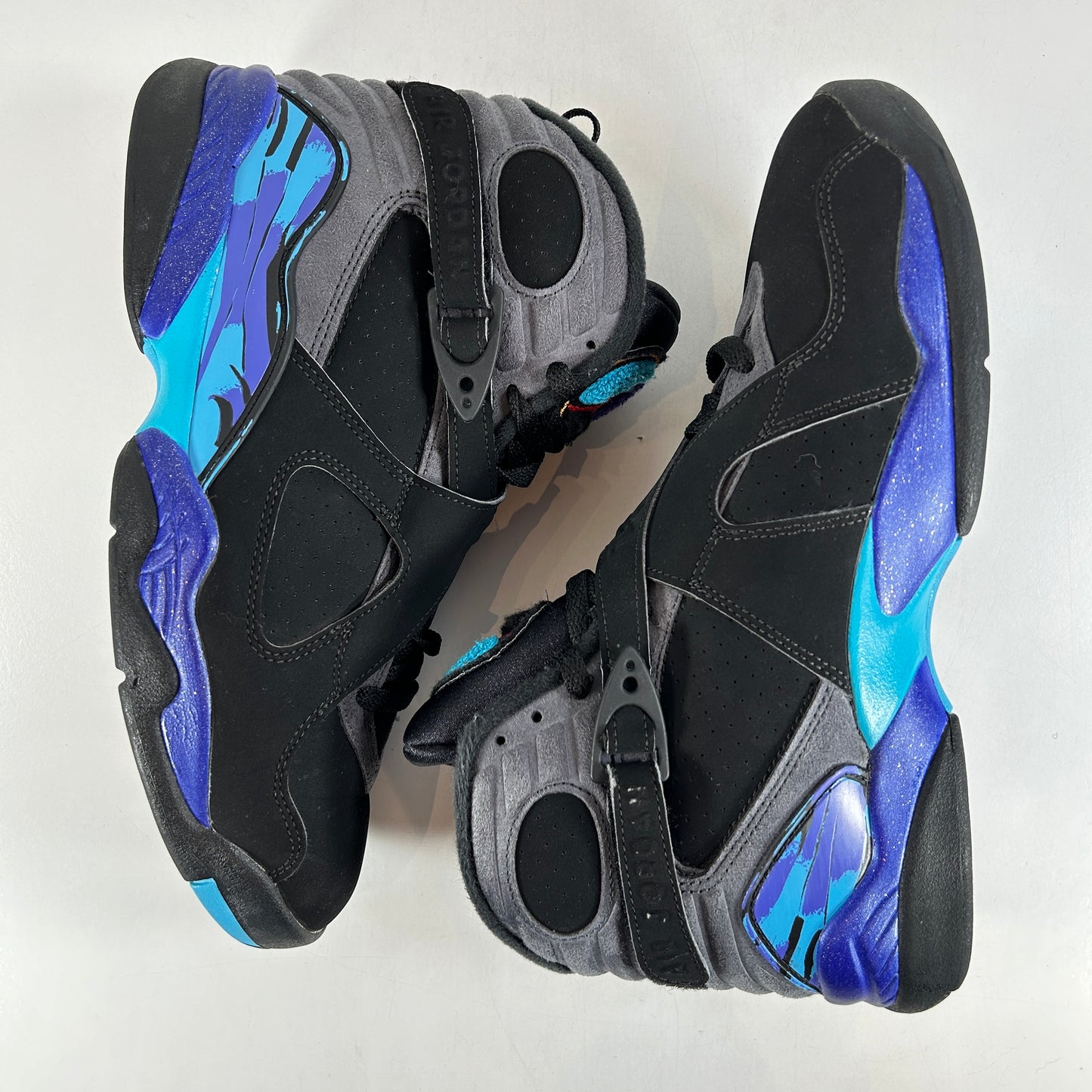 305381 025 Jordan 8 Retro Aqua (2015) [USED] - 9.5 M (Used)