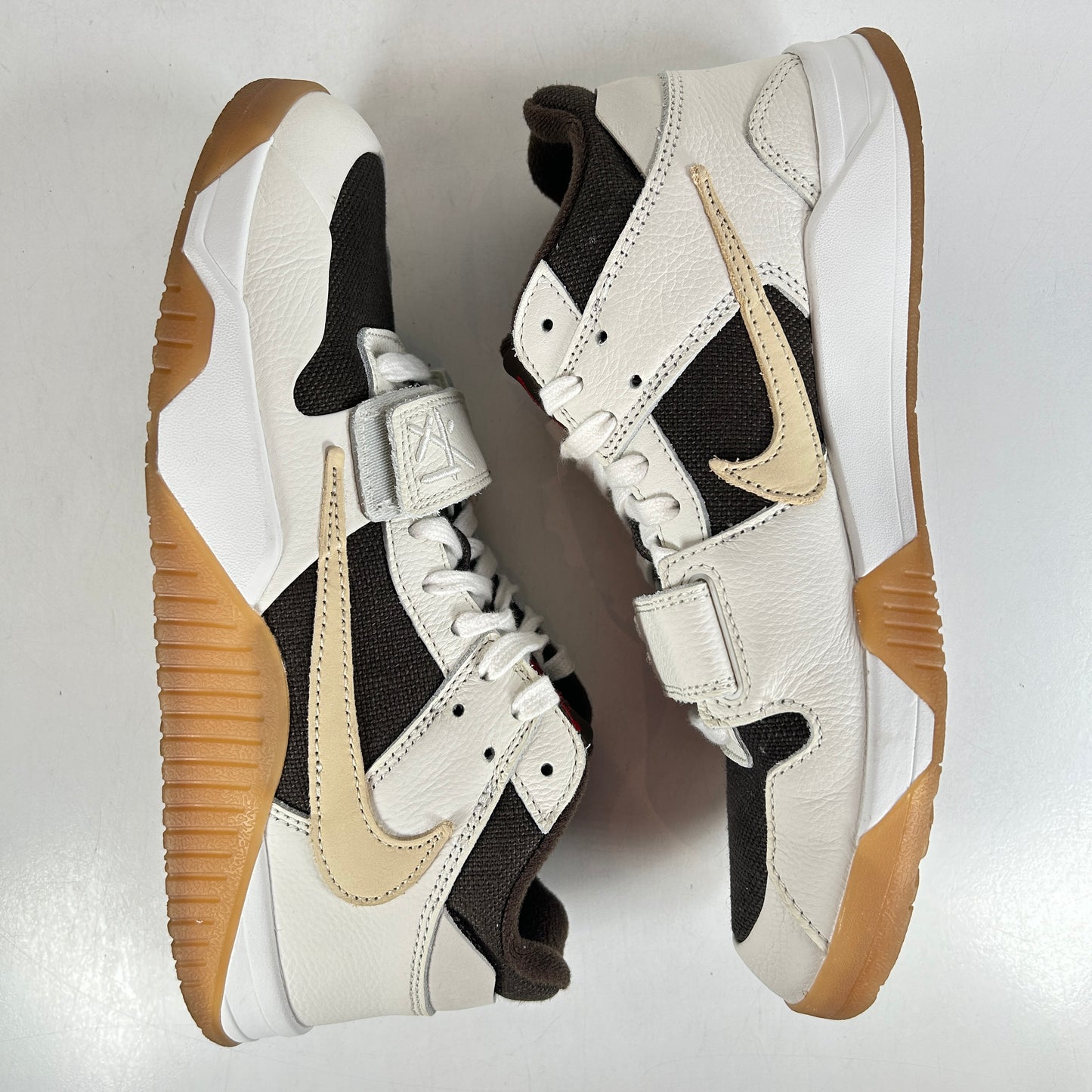 FZ8117 100 Jordan Jumpman Jack TR Travis Scott Sail [USED] - 9.5 M (Used)