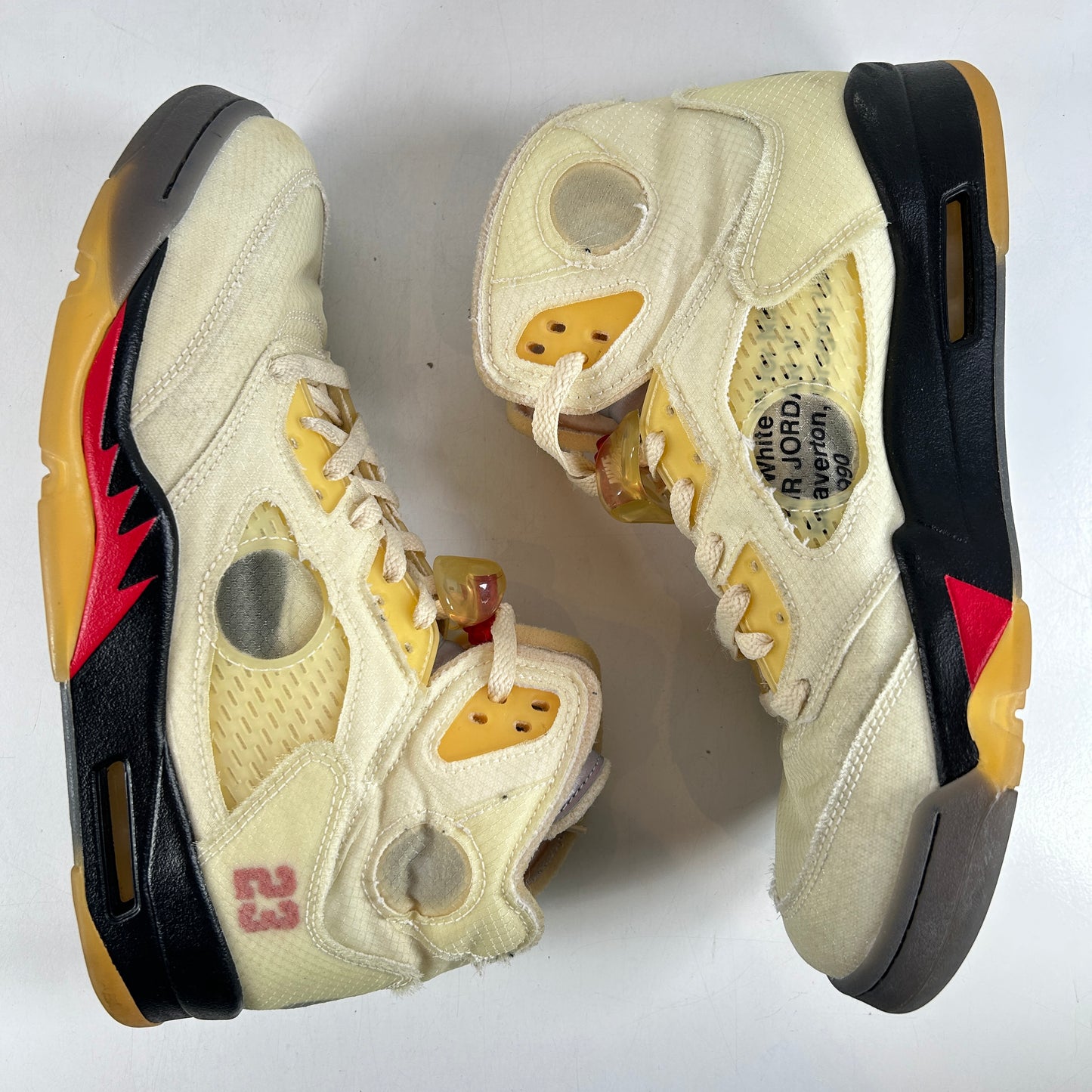 DH8565 100 Jordan 5 Off-White Sail [USED] - 10 M (Used)