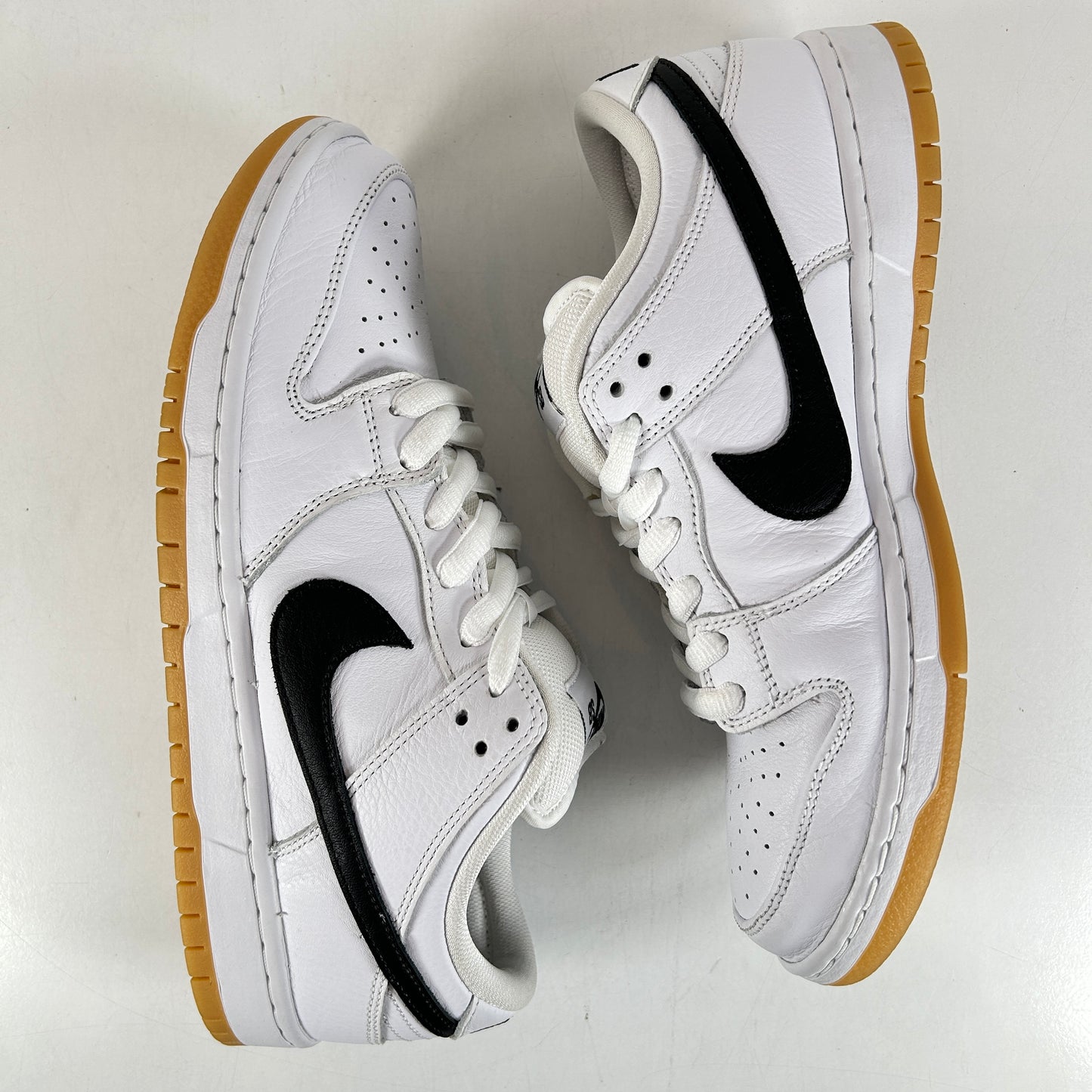CD2563 101 Nike SB Dunk Low Pro White Gum [USED] - 9.5 M (Used)
