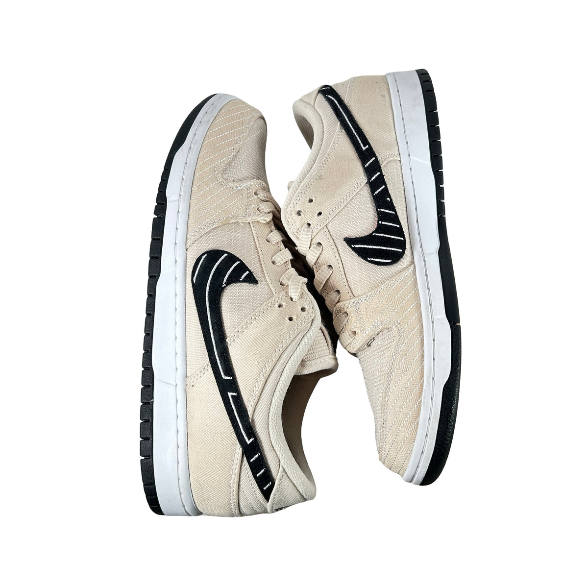 FD2627 200 Nike SB Dunk Low Albino & Preto [USED] - 10.5 M (Used2)