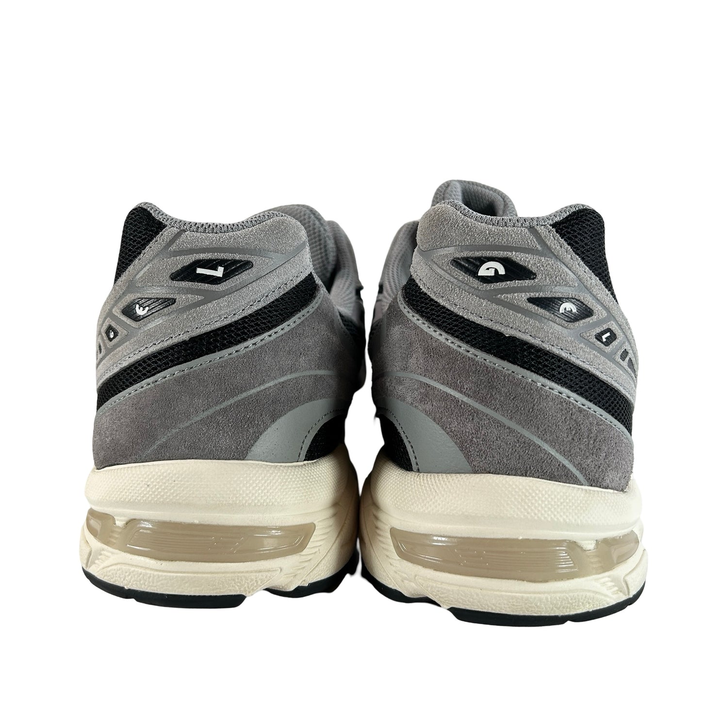 1201A255 004 ASICS Gel-1130 Black Carbon [USED] - 14 M (Used)