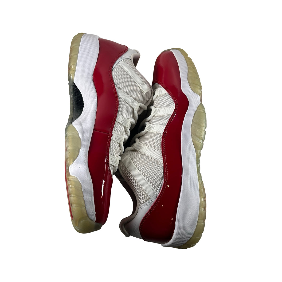 528895 102 Jordan 11 Retro Low Cherry (2016) - 11 M (Yellowing)