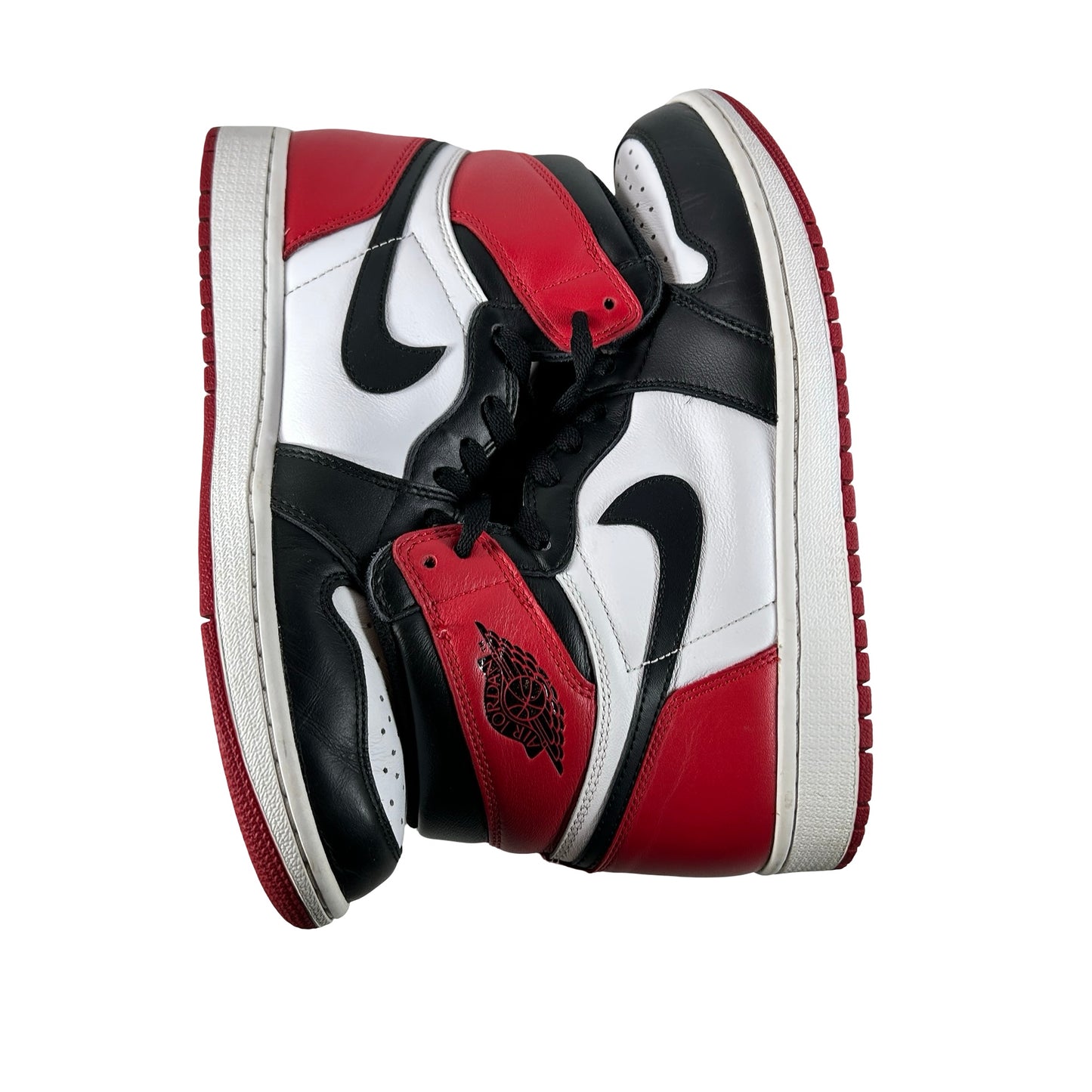 555088 125 Jordan 1 Retro Black Toe (2016) [USED] - 9.5 M (Used) (No Box)