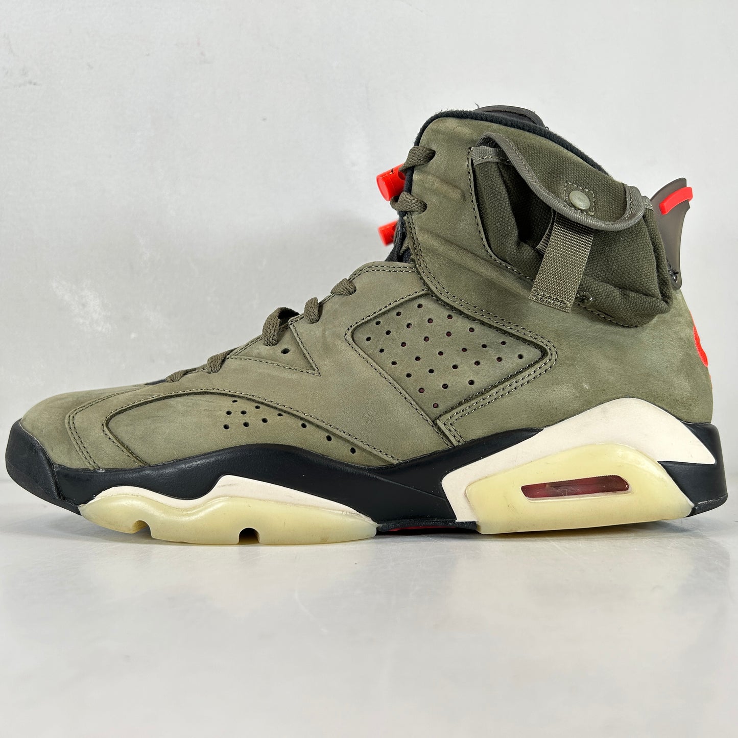 CN1084 200 Jordan 6 Retro Travis Scott [USED] - 11 M (Used3)