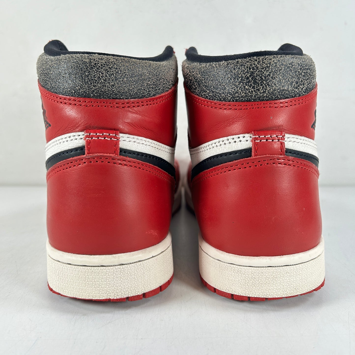 DZ5485 612 Jordan 1 Retro High OG Chicago Lost And Found [USED] - 9 M (Used3)