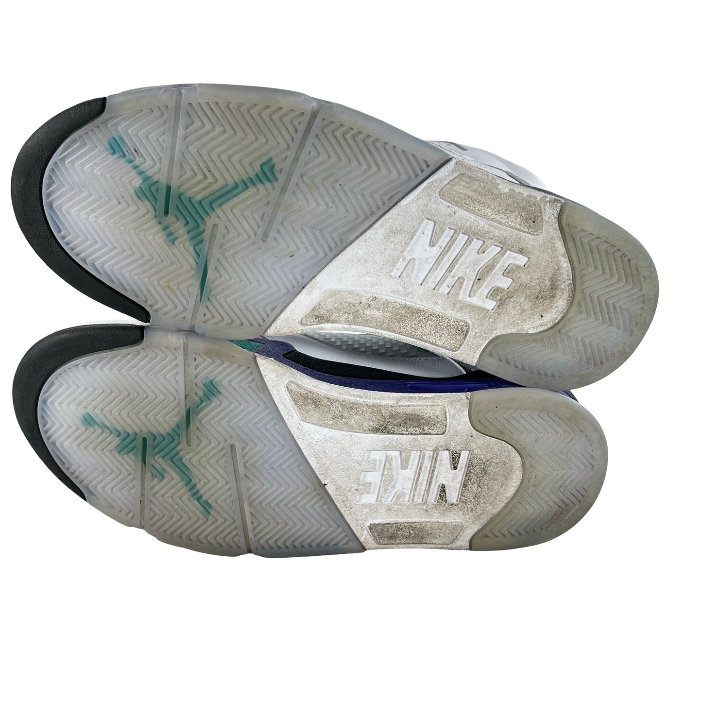 HQ7978 100 Jordan 5 Retro Grape (2025) [USED] - 9.5 M (Used9)