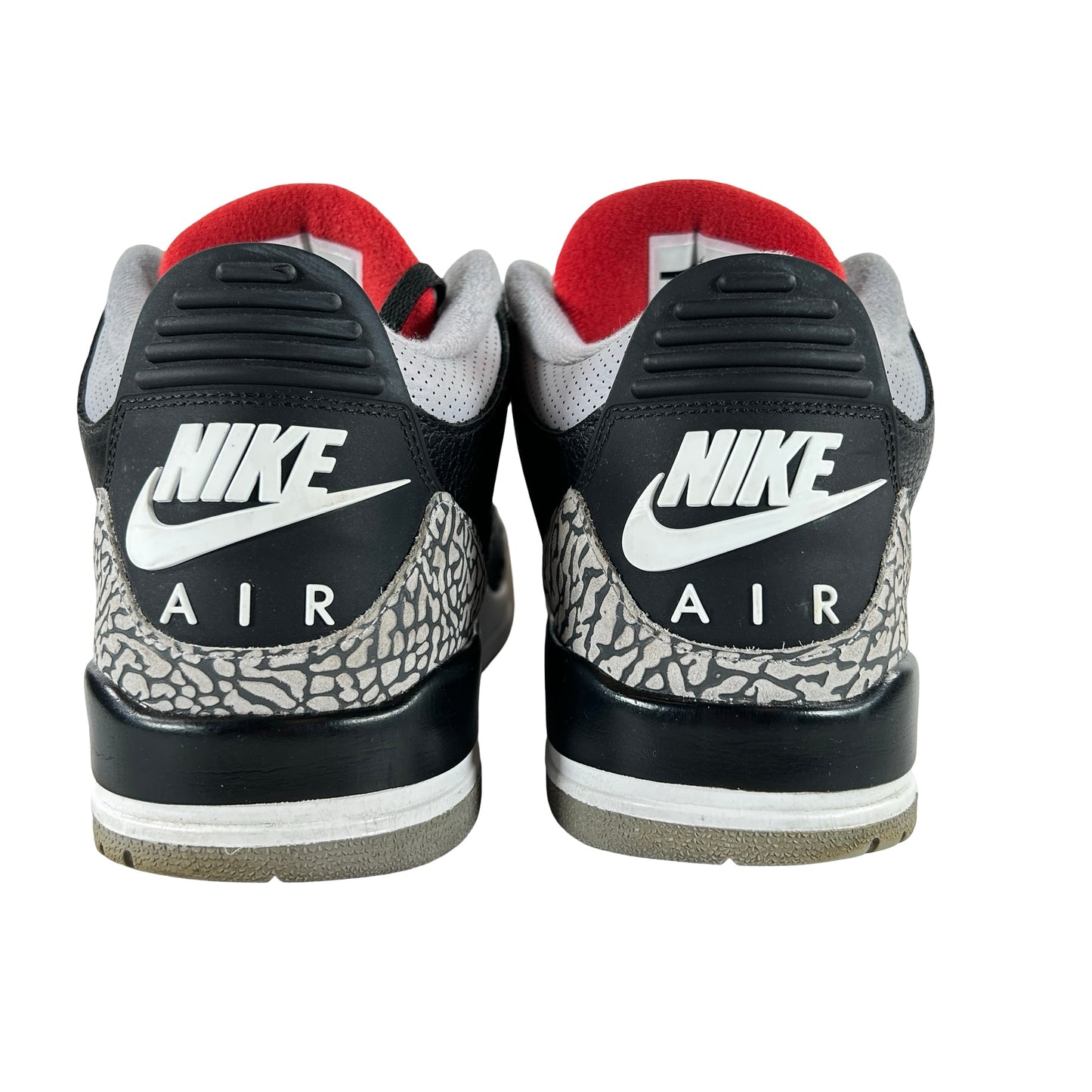 854262 001 Jordan 3 Black Cement 2018 [USED] - 13 M (Used2)