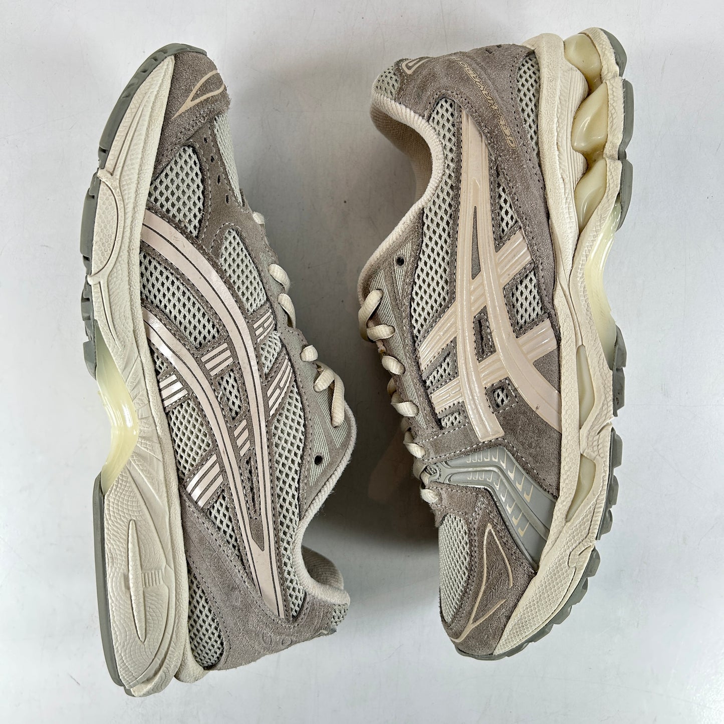 1201A161 028 ASICS Gel-Kayano 14 White Sage Smoke Grey [USED] - 8 M (Used)