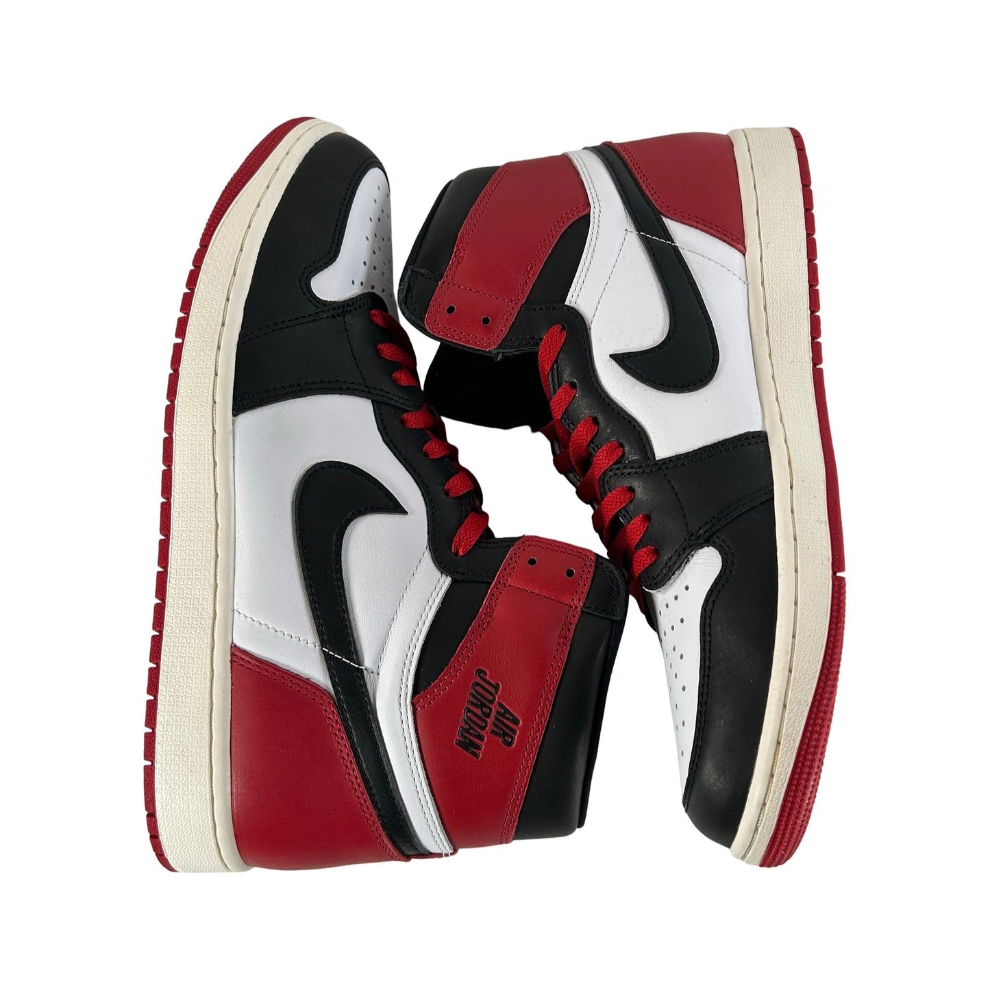 DZ5485 106 Jordan 1 Retro High OG Black Toe Reimagined [USED] - 12 M (Used)