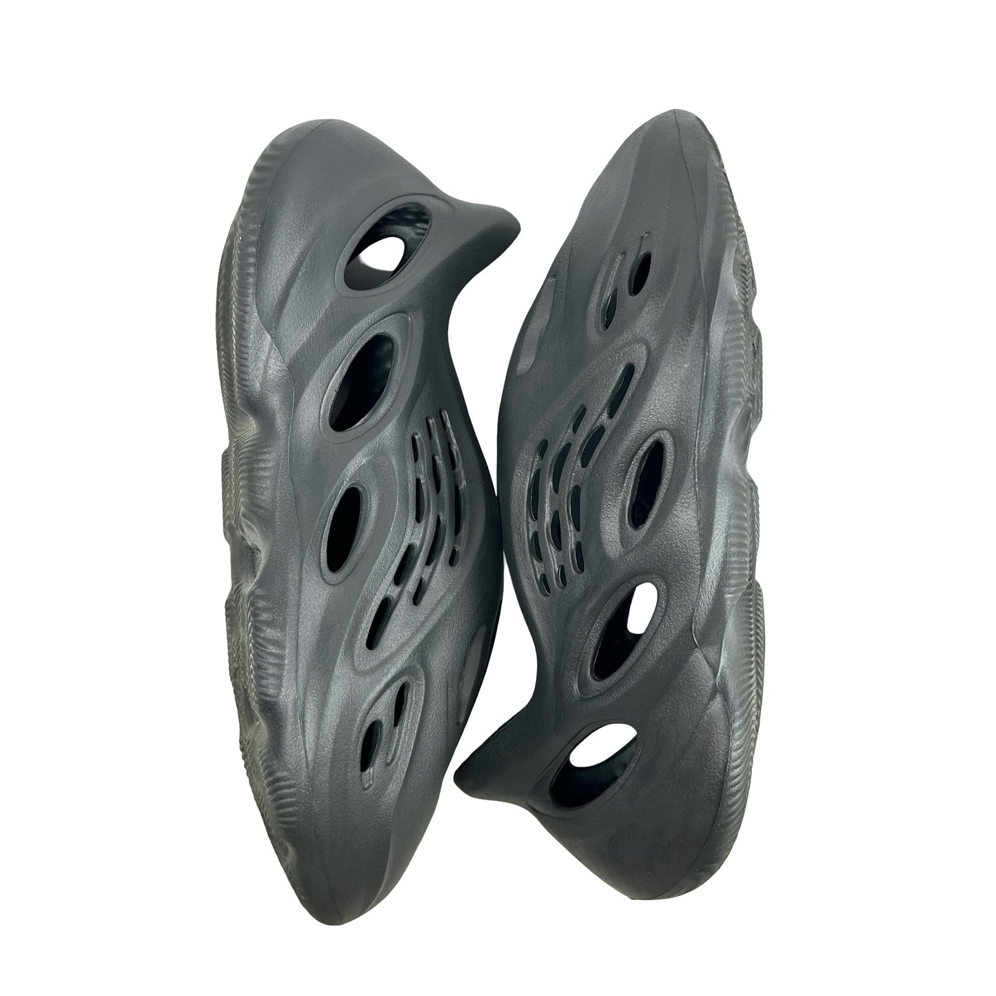 HP8739 Adidas Yeezy Foam RNR Onyx [USED] - 11 M (Used5)