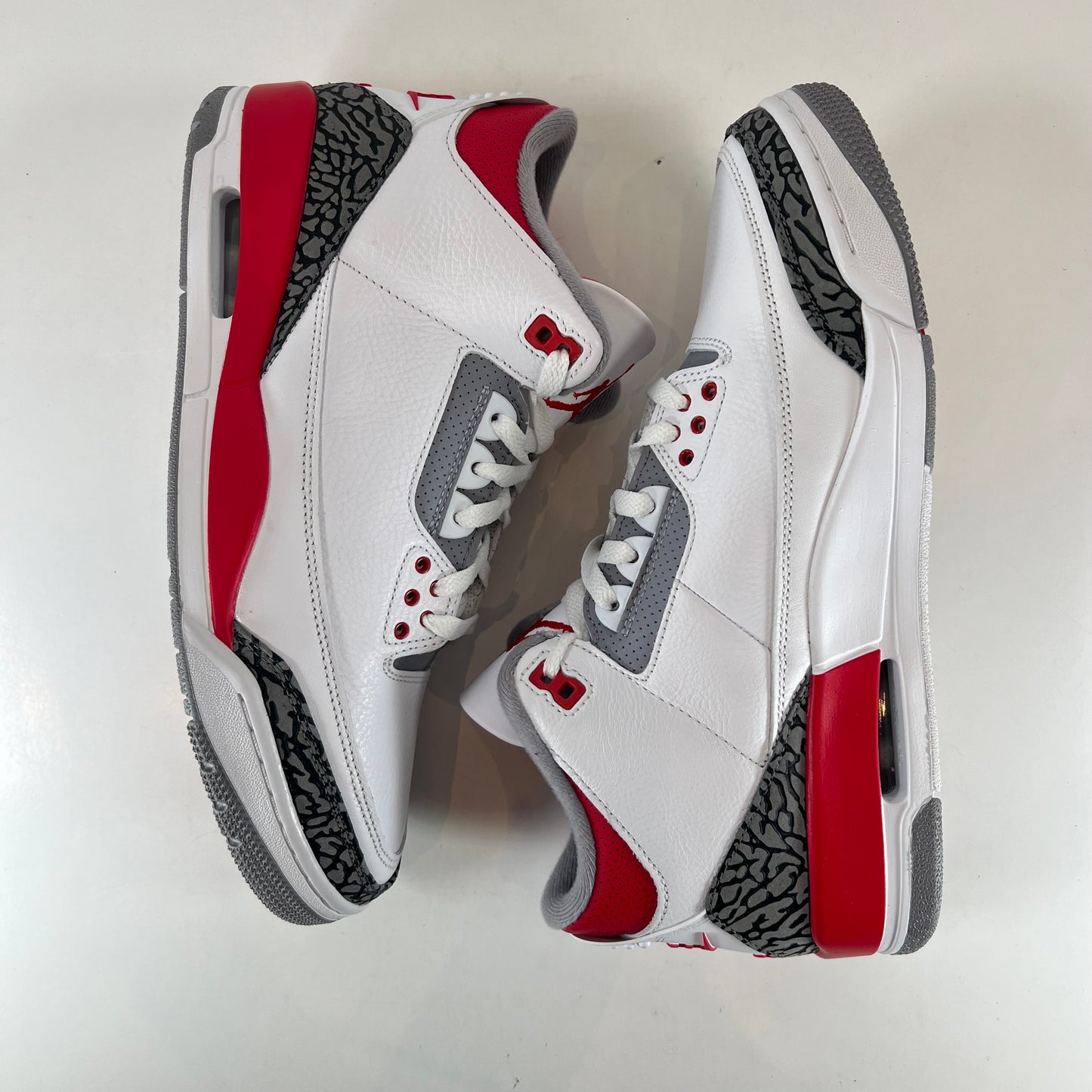 DN3707 160 Jordan 3 Retro Rojo fuego (2022)