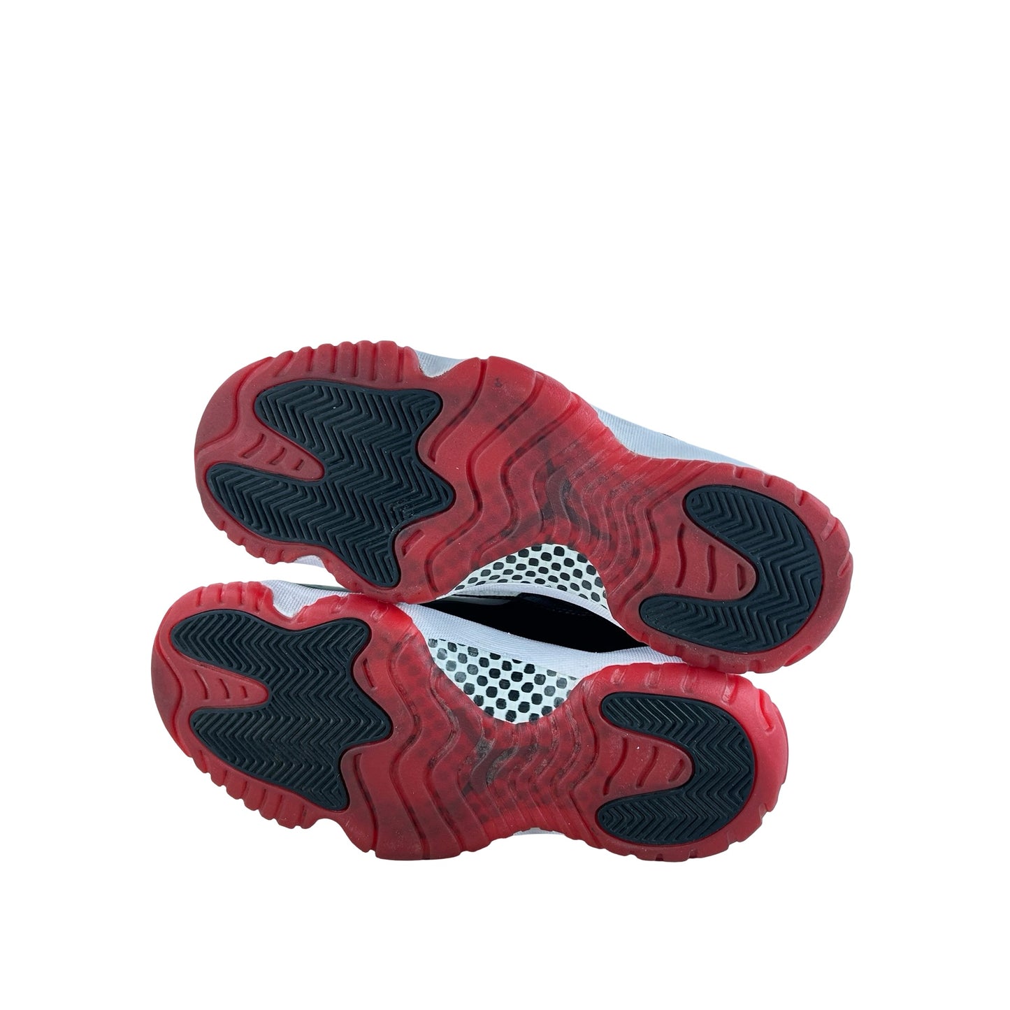378037 061 Jordan 11 Bred (2019) [USED] - 7 M (Used) (No Box)