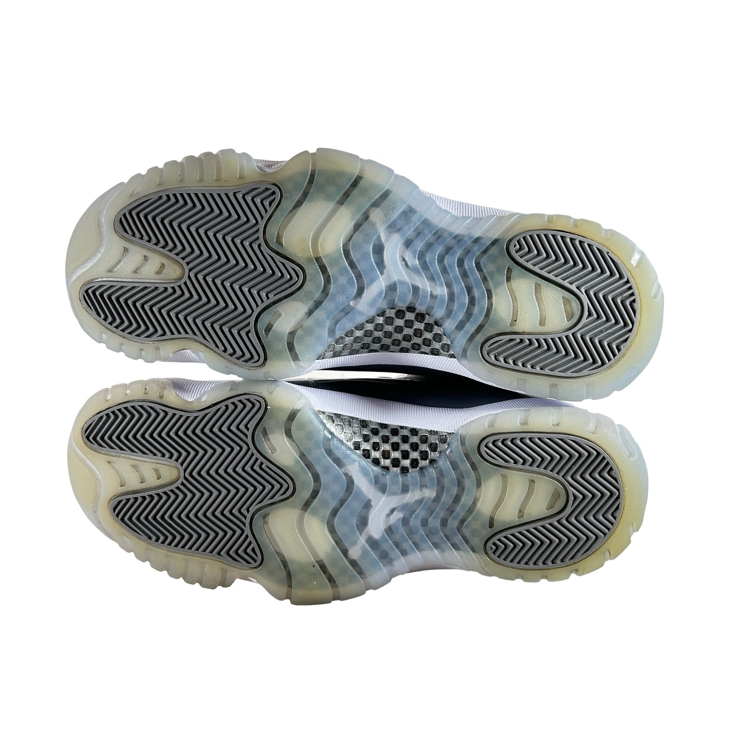 CT8012 005 Jordan 11 Retro Cool Grey (2021) [USED] - 8.5 M (Used15)