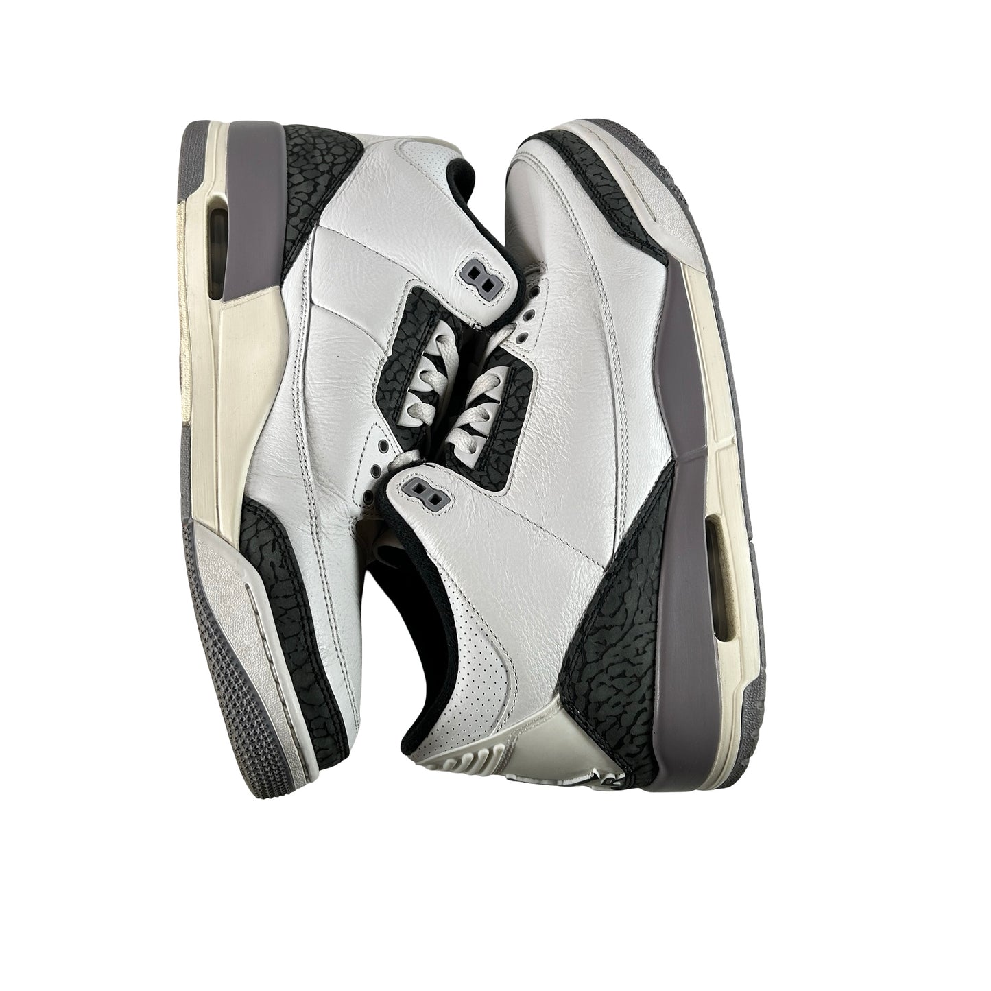 CT8532 106 Jordan 3 Retro Cement Grey [USED] - 12 M (Used)