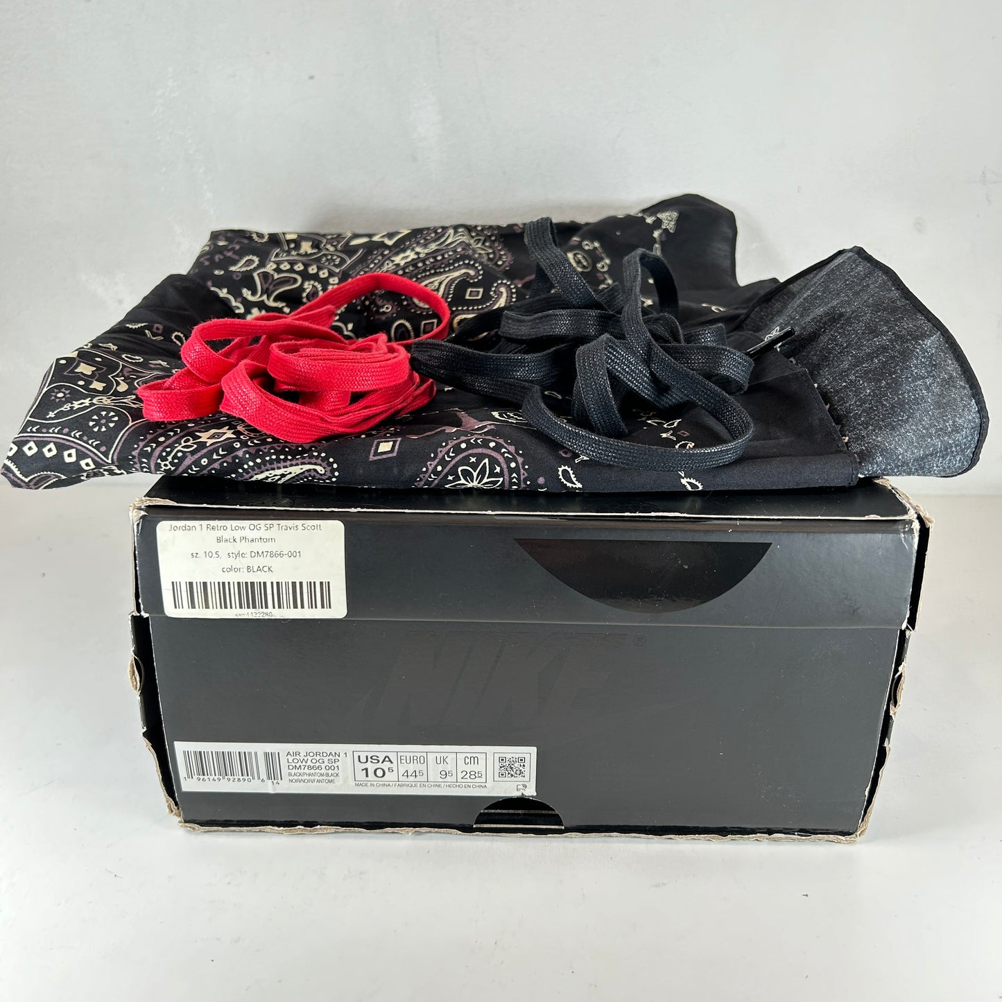 DM7866 001 Jordan 1 Retro Low OG Travis Scott Negro Fantasma