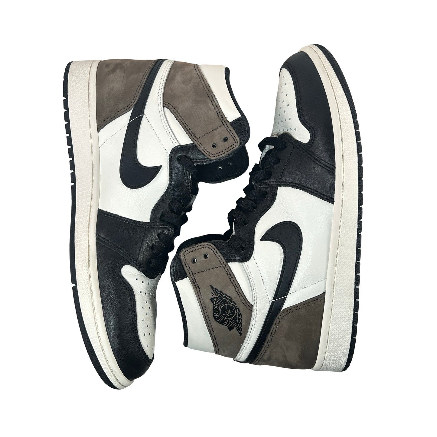 555088 105 Jordan 1 Mocha [USED] - 11 M (Used8)