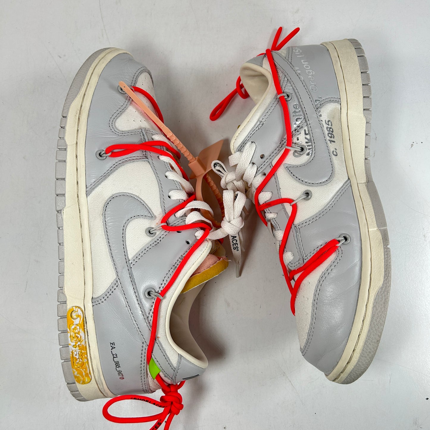 DM1602 110 Nike Dunk Low Off-White Lot 6 [USED] - 11 M (Used)