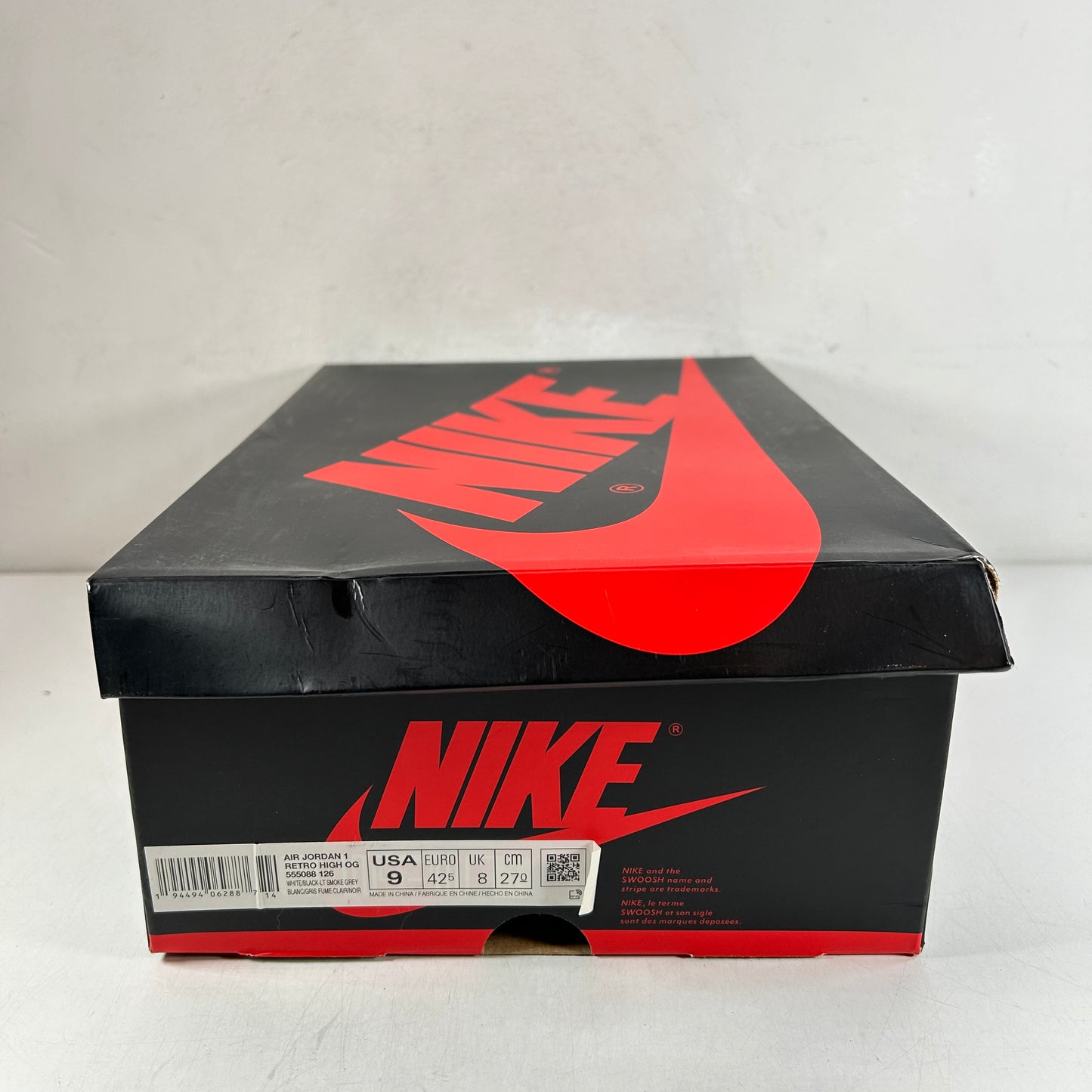 555088 126 Jordan 1 Retro High Smoke Grey [USED] - 9 M (Used)