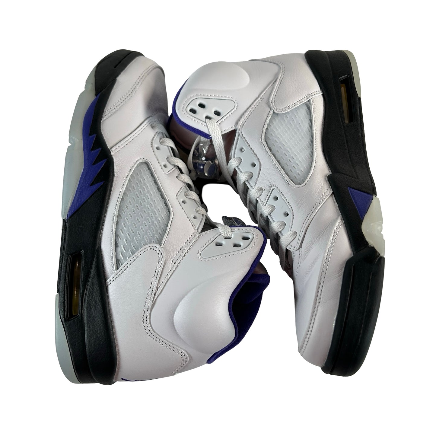 DD0587 141 Jordan 5 Retro Oscuro Concordia