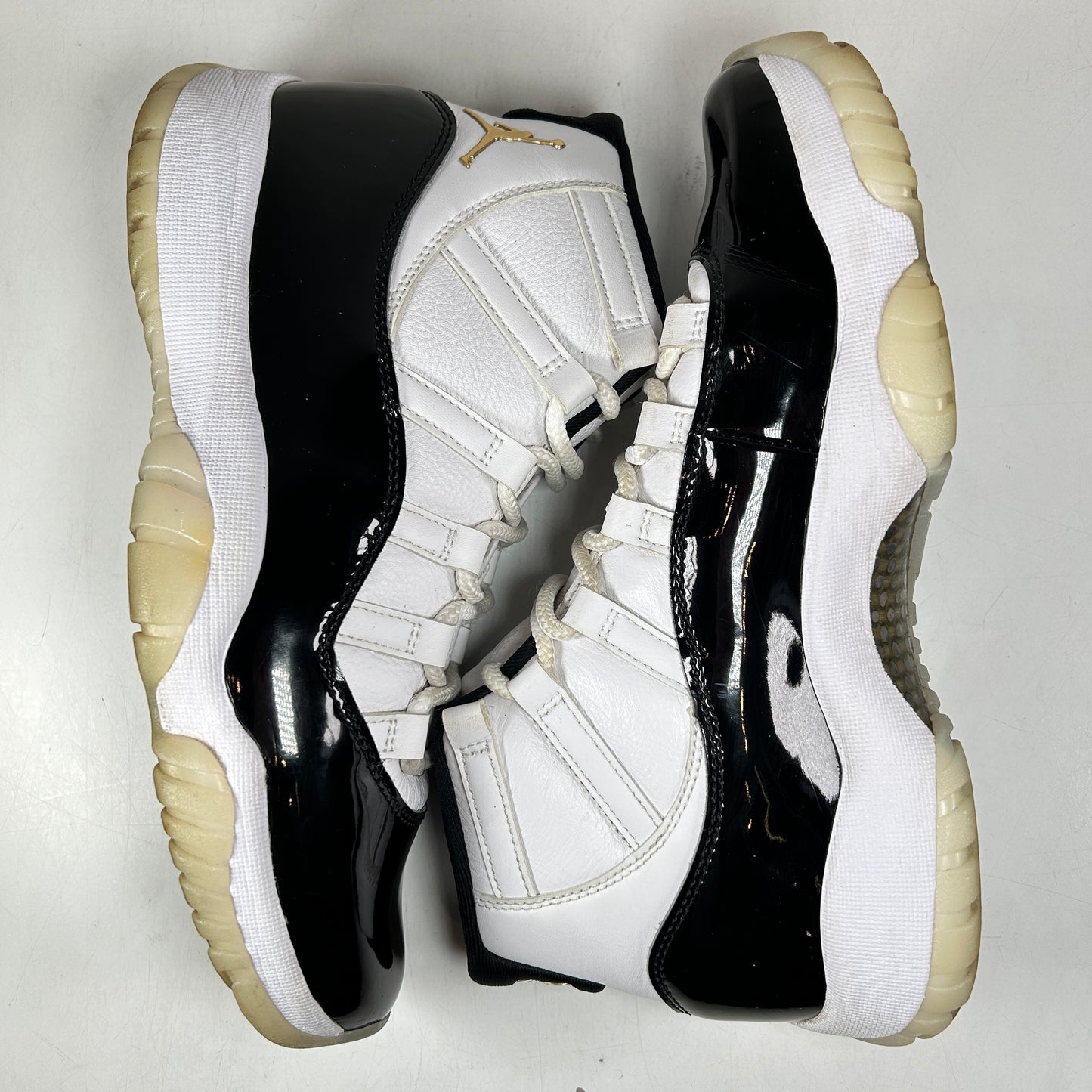 CT8012 170 Jordan 11 Retro DMP Defining Moments (2023) [USED] - 8.5 M (Used)