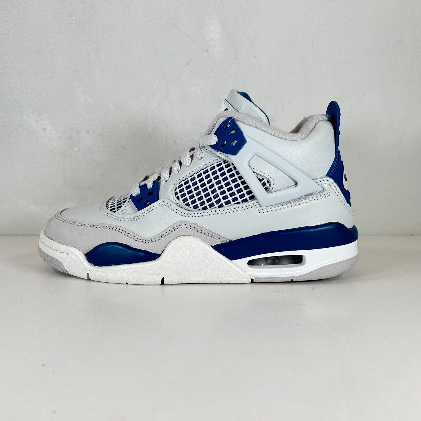 HF4281 141 Jordan 4 Retro Military Blue (2024) (GS) [USED] - 4.5 Y (Used)