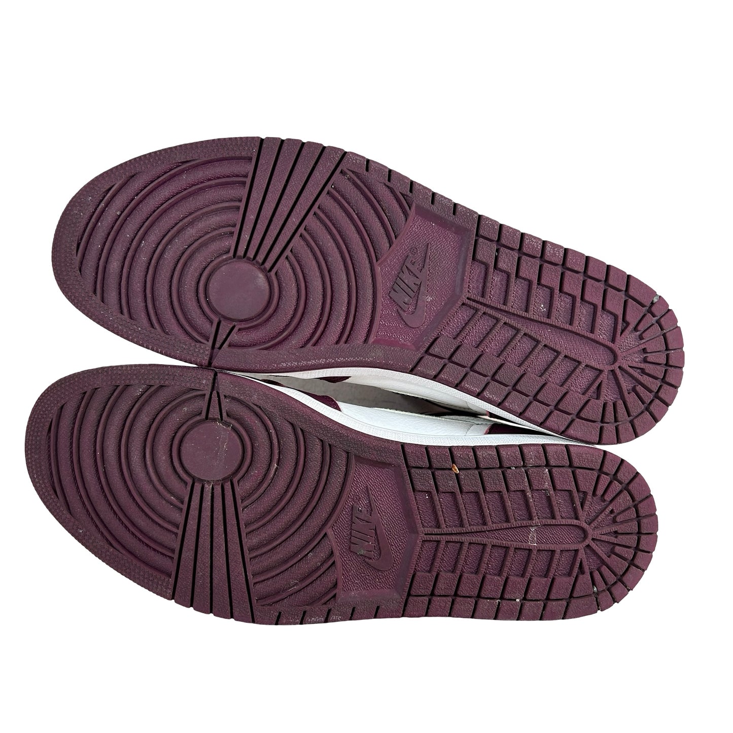 555088  611 Jordan 1 Retro High OG Bordeaux [USED] - 11 M (Used2)
