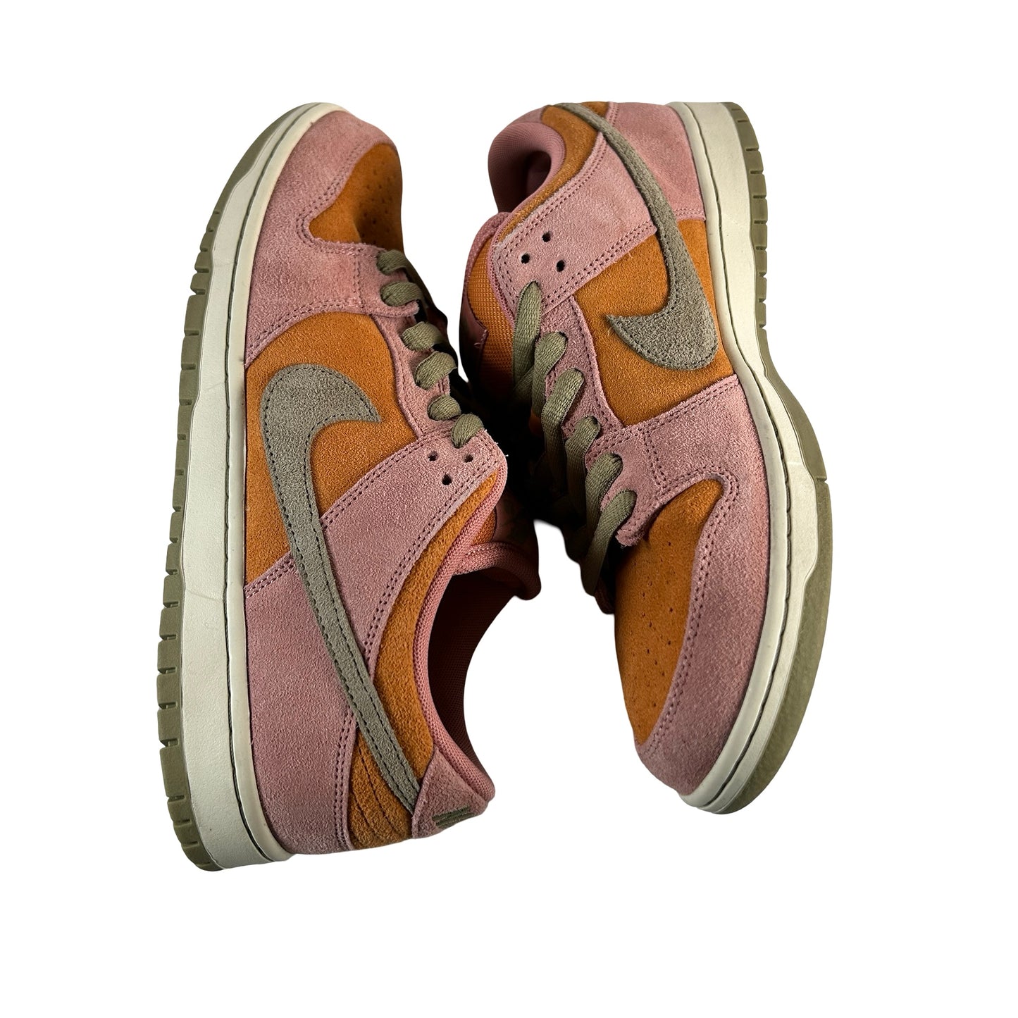 HJ4135 600 Nike SB Dunk Low Red Stardust [USED] - 10.5 M (Used)