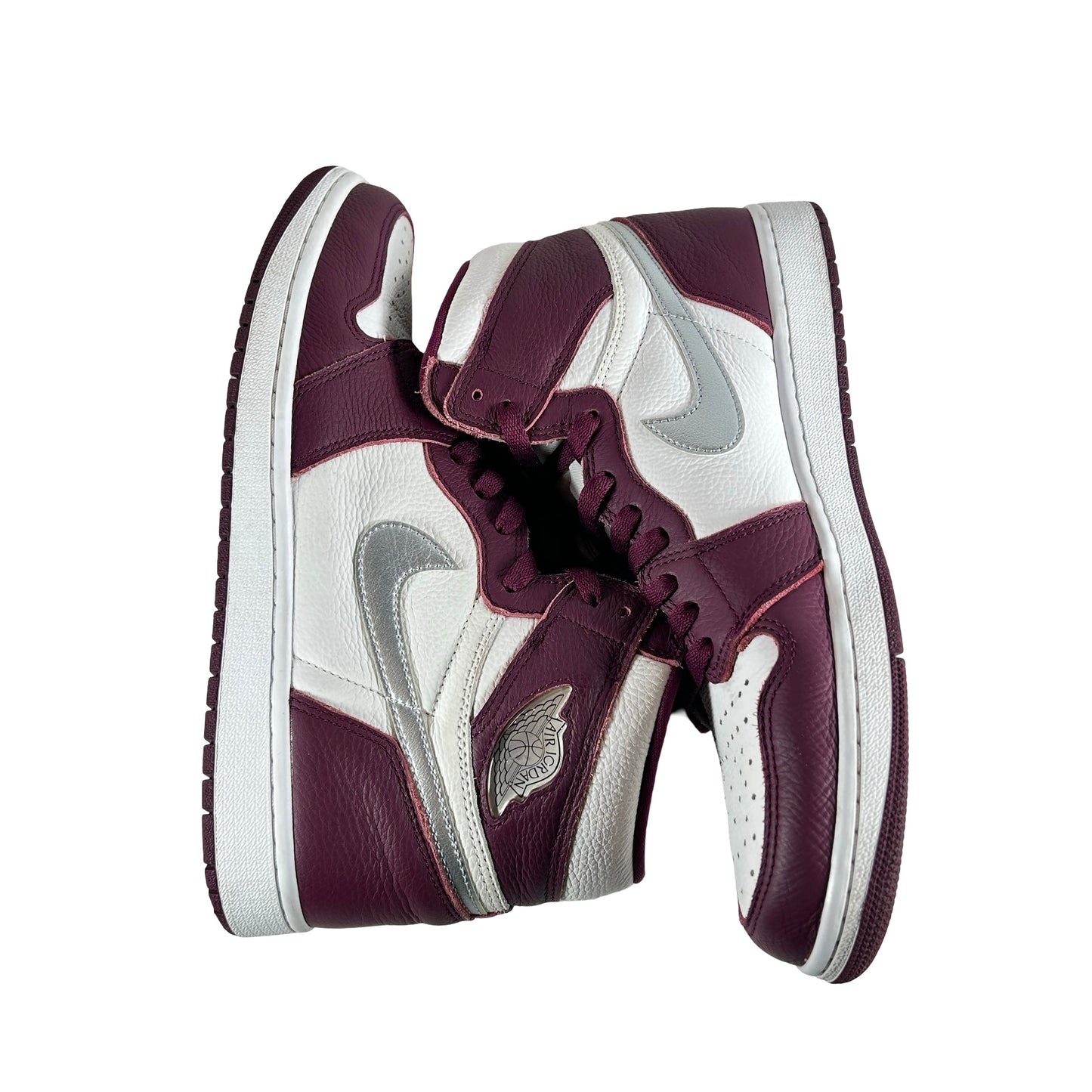 555088  611 Jordan 1 Retro High OG Bordeaux [USED] - 11 M (Used3)