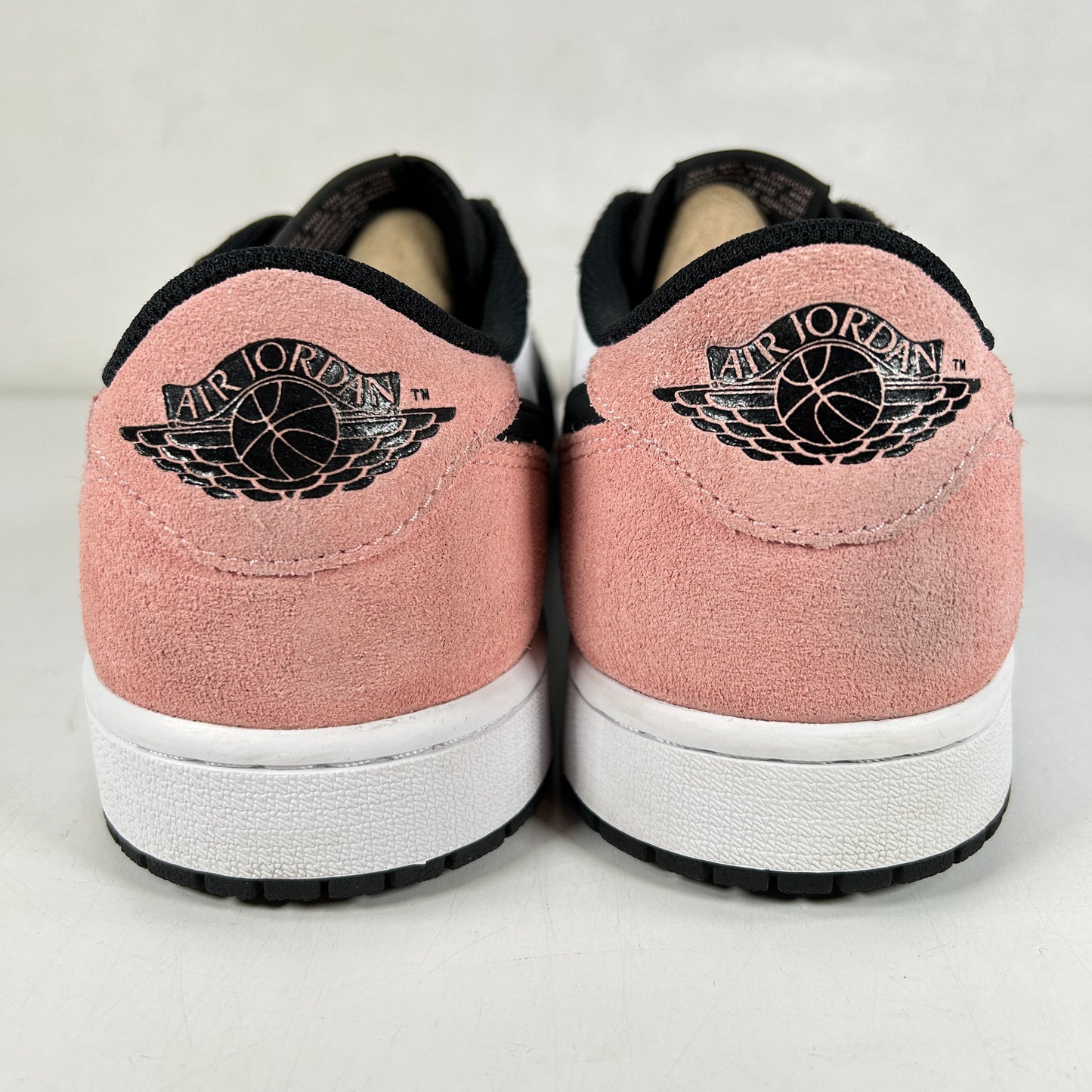 CZ0790 061 Jordan 1 Low OG Bleached Coral [USED] - 10 M (Used)