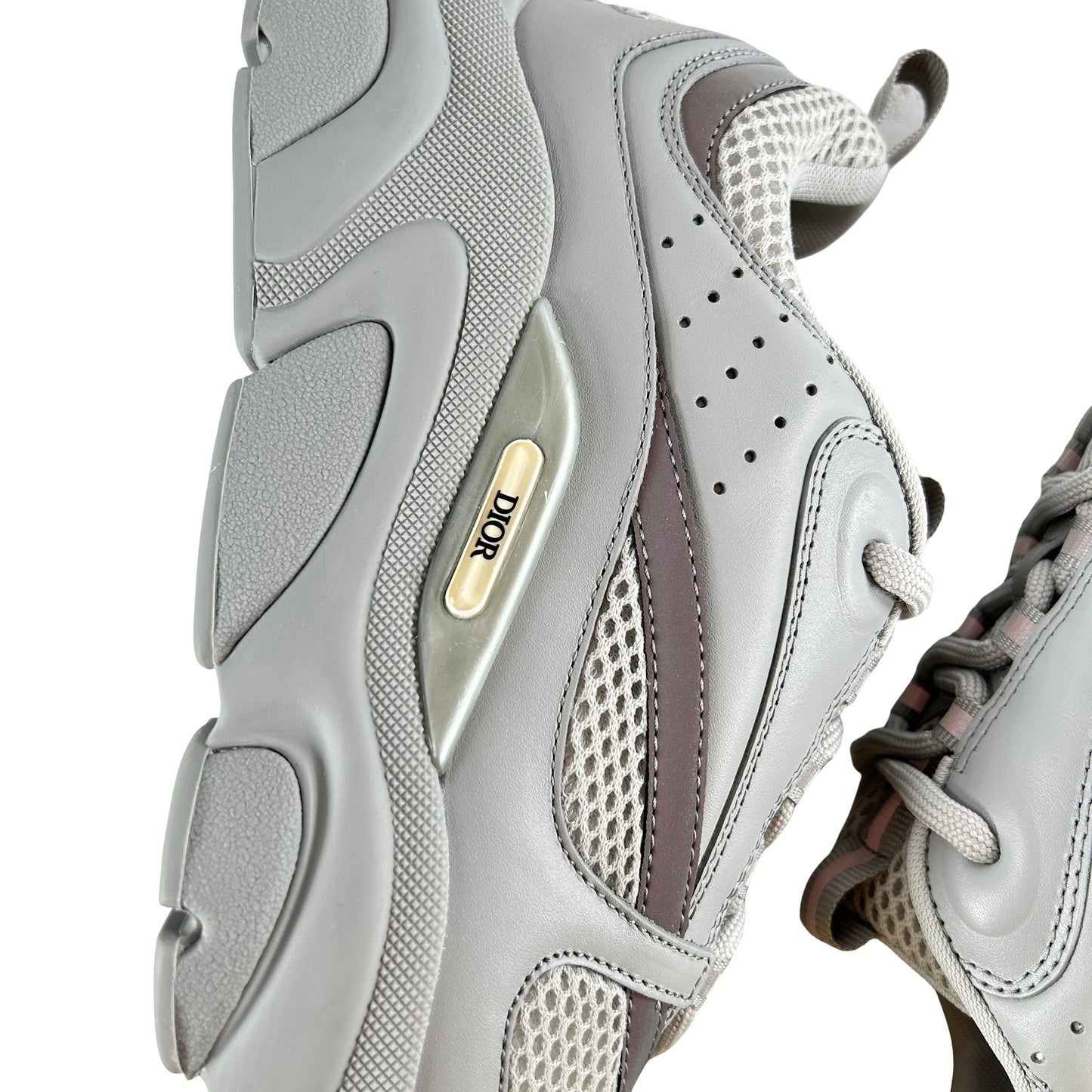 3SN231YKA804 Dior B22 Triple Grey [CONDITIONAL] - 42 (Yellowing Side Tab)