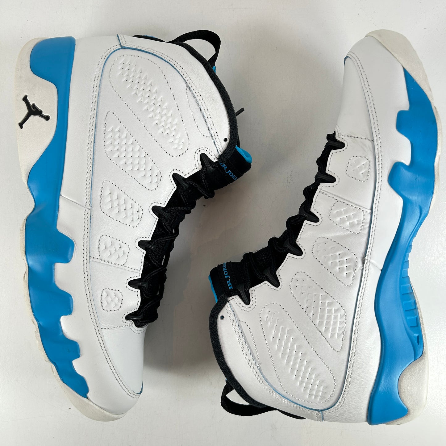 FQ8992 101 Jordan 9 Retro Powder Blue (2024) [USED] - 11.5 M (Used5)